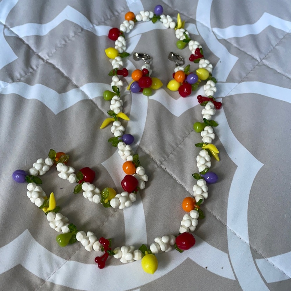 Vintage fruit necklace & clip on earrings